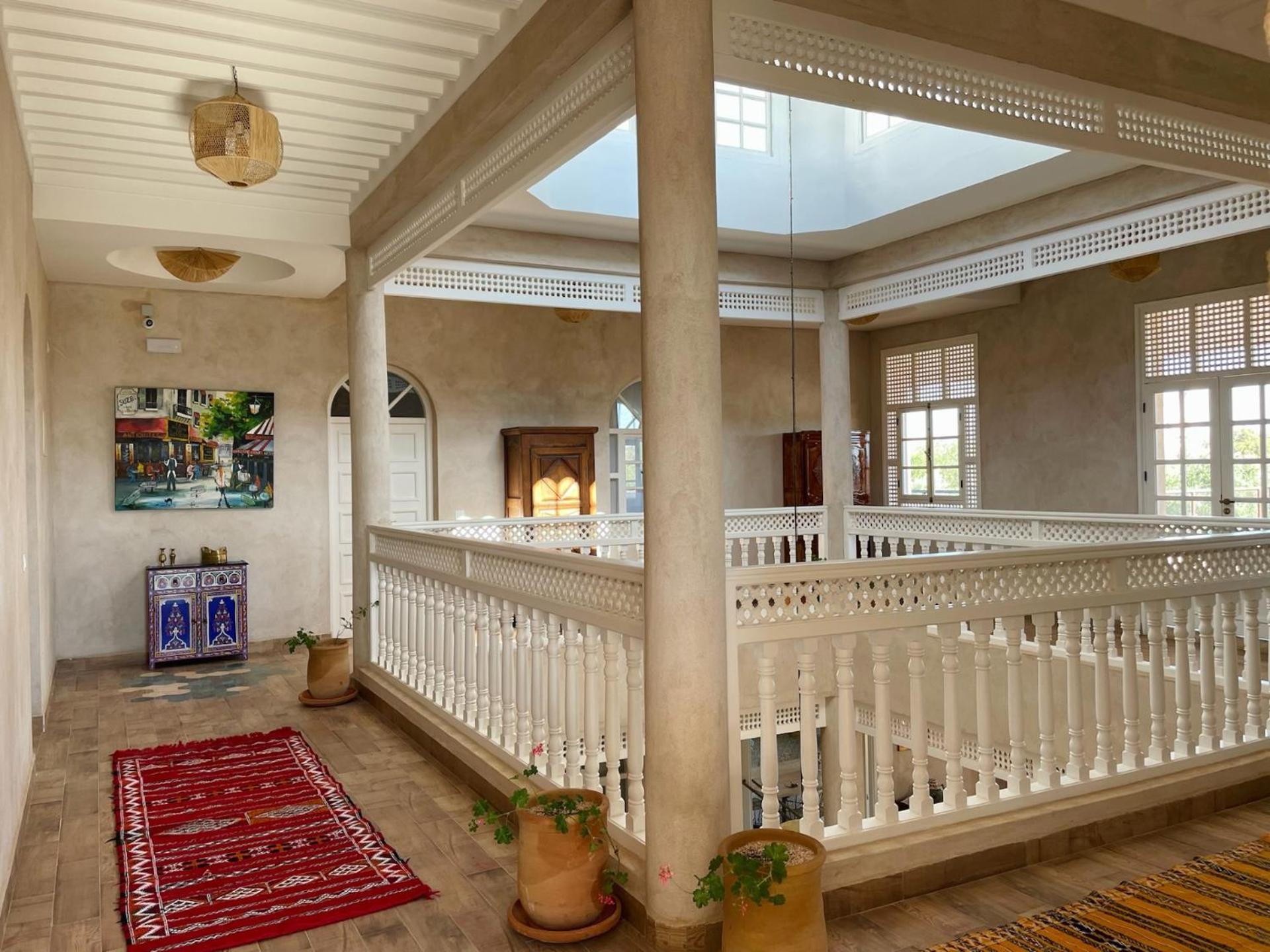 Riad Sabidi Szavíra Kültér fotó